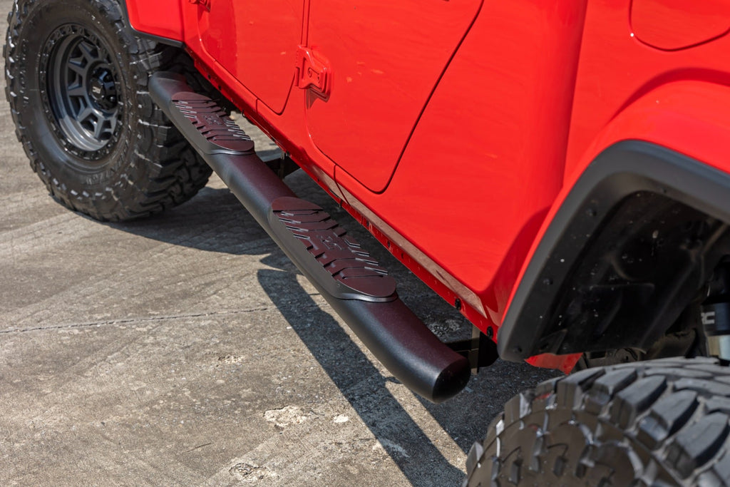 Oval Nerf Steps | Black | Jeep Gladiator JT 4WD (2020-2026)