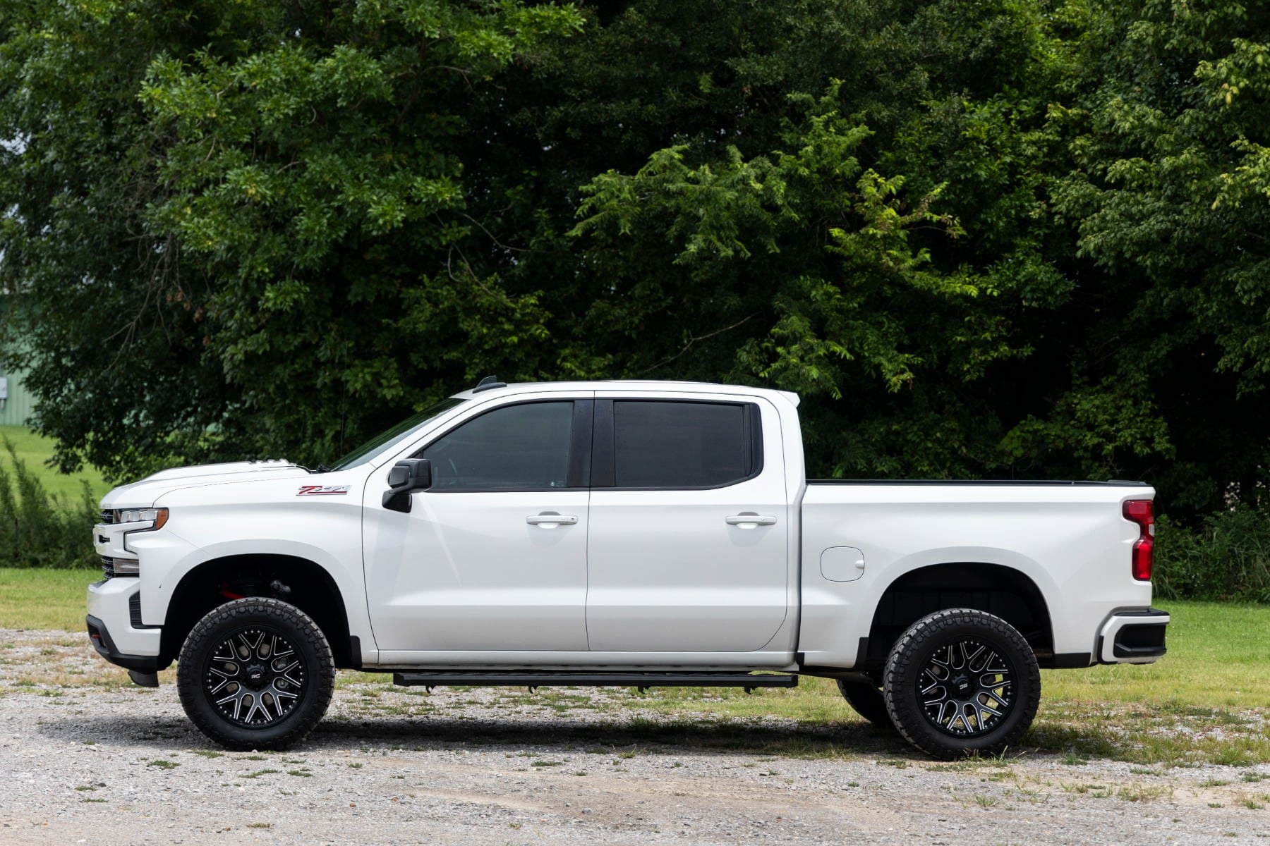 Hood Scoop | GAZ Summit White | Chevy Silverado 1500 2WD/4WD (2019-2026)