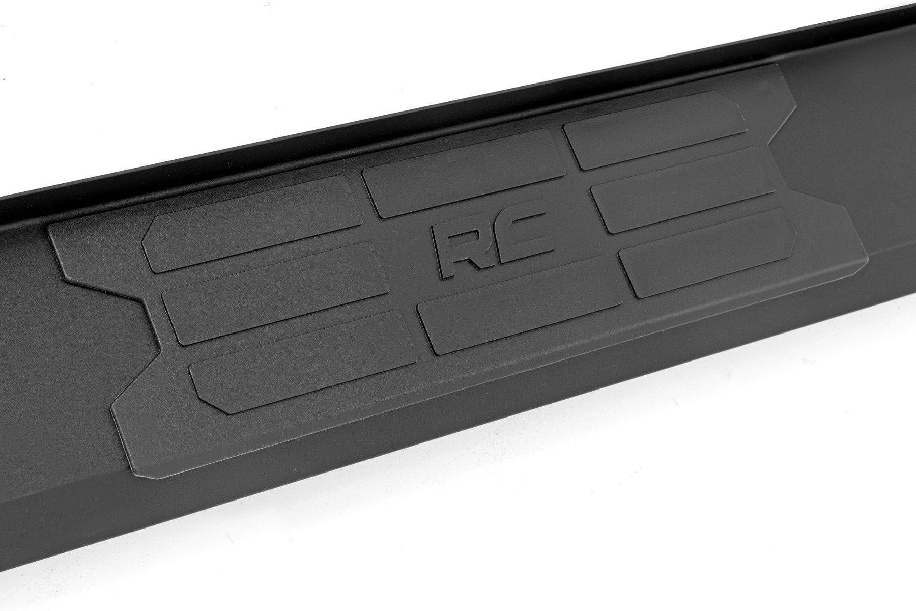 HD2 Aluminum Running Boards | Crew Cab | Nissan Titan 2WD/4WD (2004-2024)