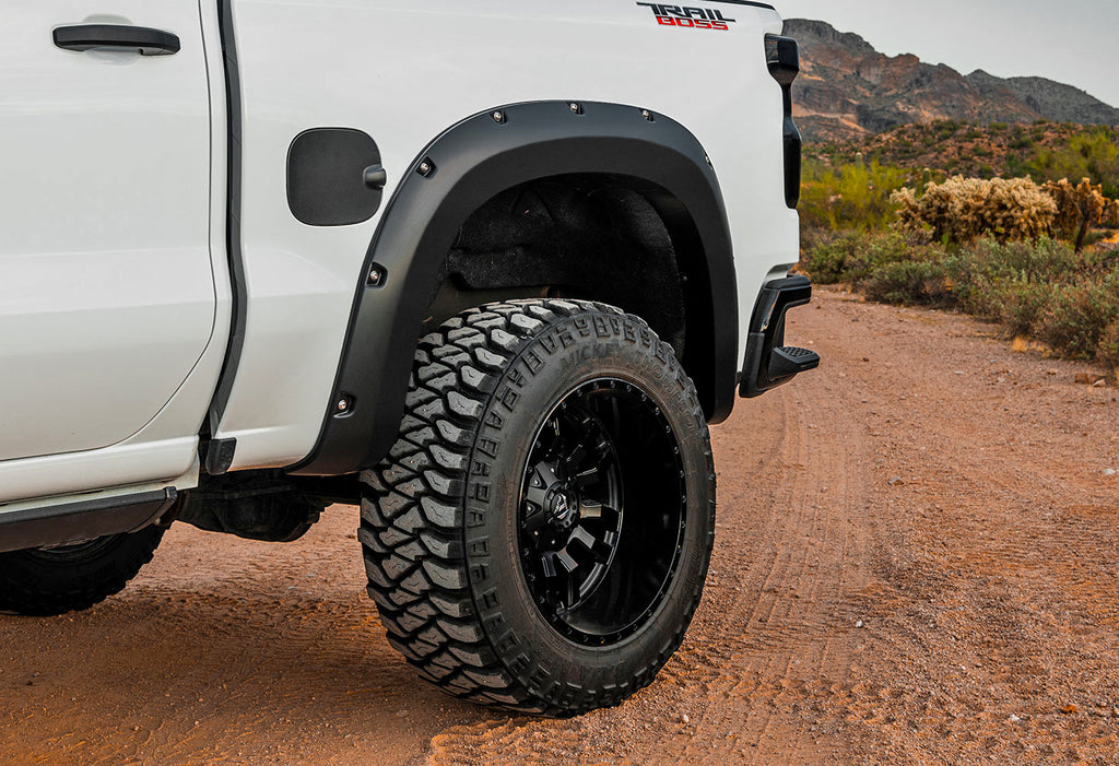 Pocket Fender Flares | GAZ Summit White | Chevy Silverado 1500 2WD/4WD (22-26)