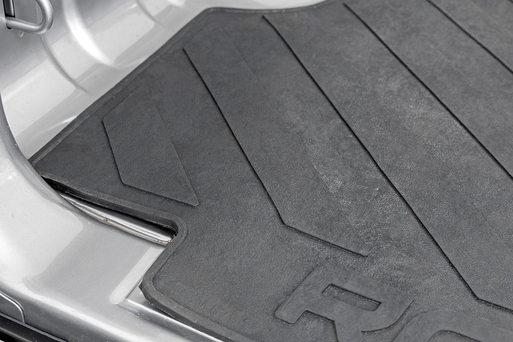 Bed Mat | 6'4" Bed | RC Logo | Ram 1500 (19-26)/1500 TRX (21-24)