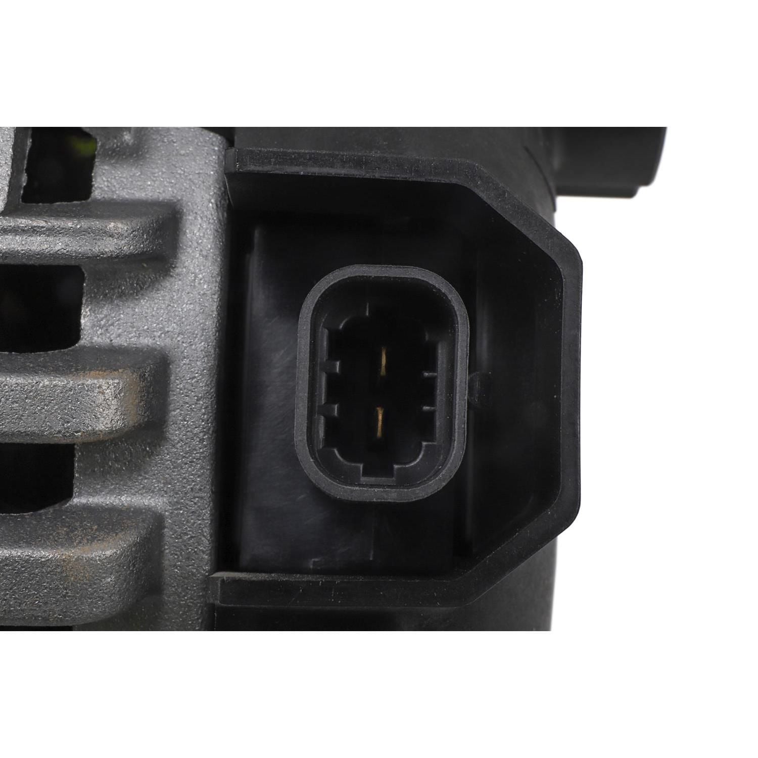 GM Original Equipment Alternator 23106528