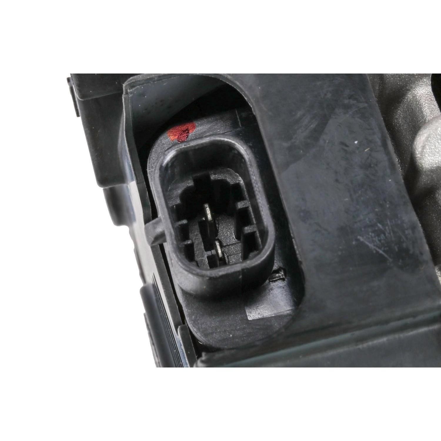 GM Genuine Parts Alternator 13512759